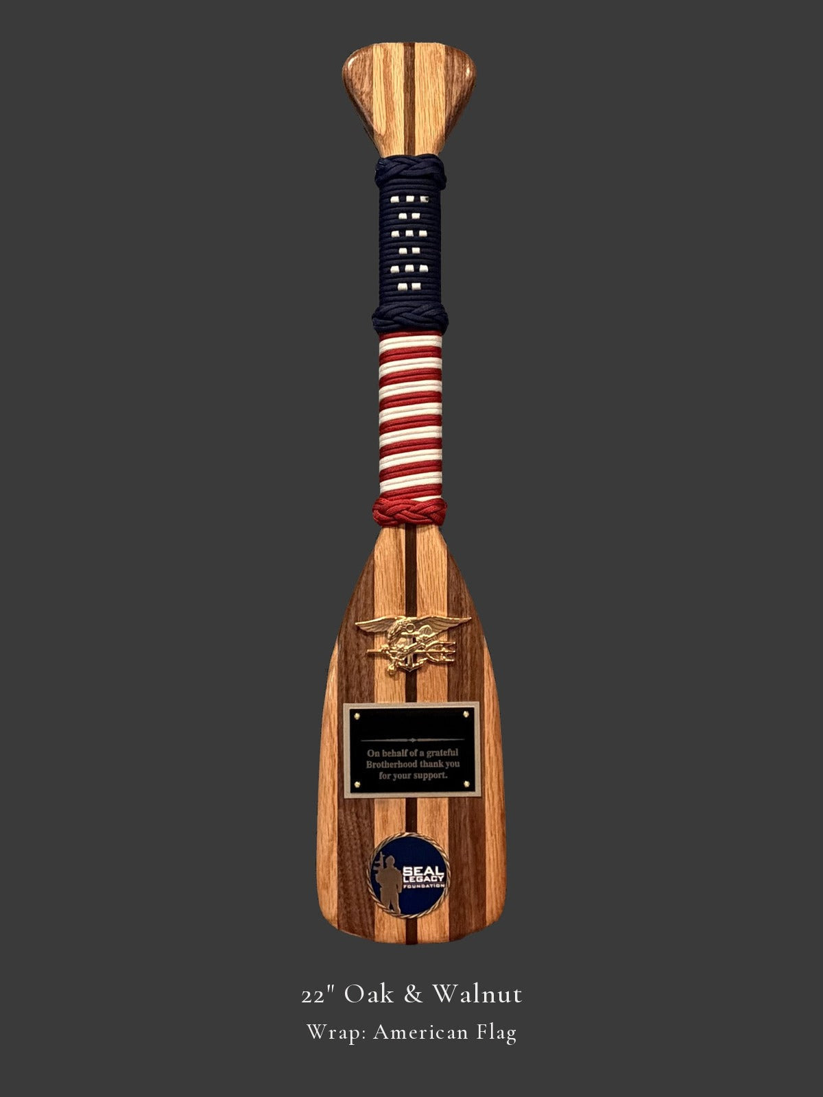 22" Oak & Walnut, Wrap: American Flag